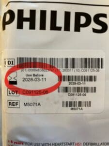 Philips HeartStart OnSite Pads (M5071A) expiration date label with hourglass symbol